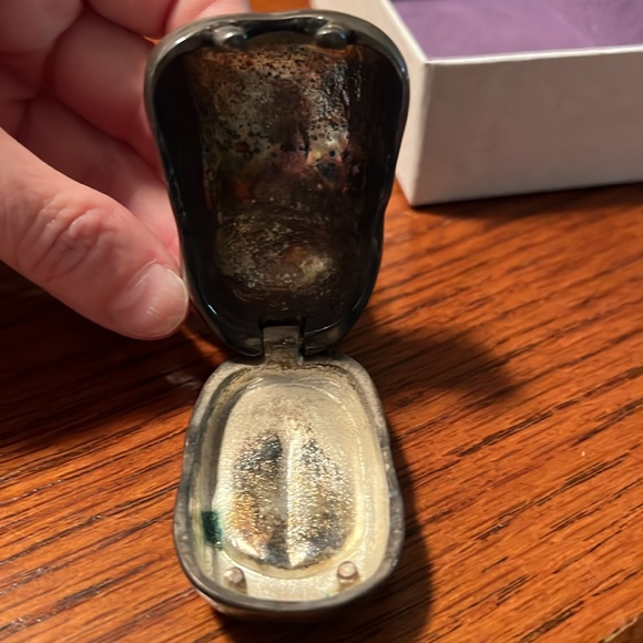 Reed and Barton hippo tooth fairy box - Picture 3 of 7